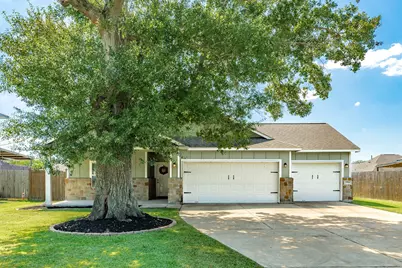 2554 Lakeside Drive, West Columbia, TX 77486 - Photo 2