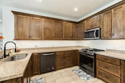 2554 Lakeside Drive, West Columbia, TX 77486 - Photo 18