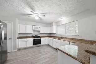 13923 Ludgate Pass, Houston, TX 77034 - Photo 10