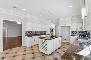 10 Burwick St, Sugar Land, TX 77479 - Photo 16