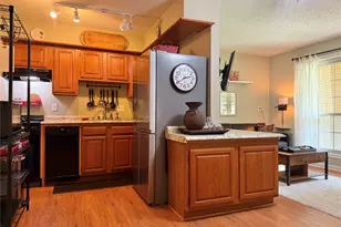 1311 Antoine Dr, Houston, TX 77055 - Photo 4