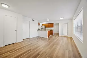 2750 Holly Hall St, Houston, TX 77054 - Photo 2