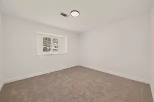 5946 Valkeith Dr, Houston, TX 77096 - Photo 30