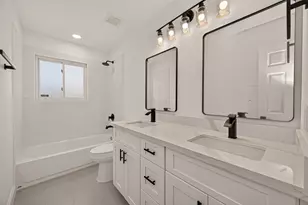 5946 Valkeith Dr, Houston, TX 77096 - Photo 34