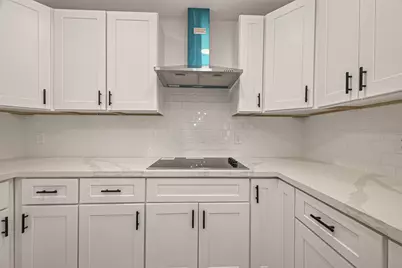 5946 Valkeith Drive, Houston, TX 77096 - Photo 22