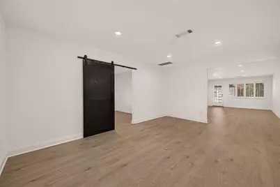 5946 Valkeith Drive, Houston, TX 77096 - Photo 8