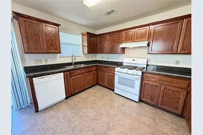 12711 Rio Nueces Lane, Rosharon, TX 77583 - Photo 10