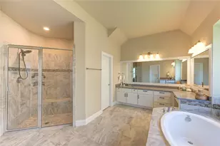 2415 Flowering Brook Ln, Sugar Land, TX 77479 - Photo 20