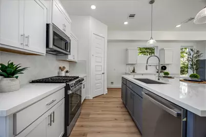 4415 Caroline St, Houston, TX 77004 - Photo 10