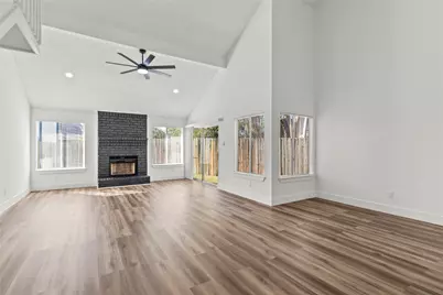 11915 Green Glade Drive, Houston, TX 77099 - Photo 6