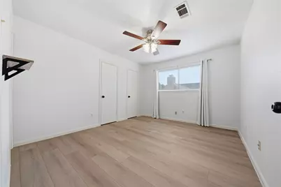 518 Rozelle Avenue, Sugar Land, TX 77498 - Photo 18
