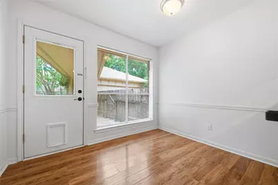 518 Rozelle Avenue, Sugar Land, TX 77498 - Photo 6