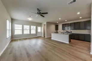 3842 Sugardale St, Baytown, TX 77521 - Photo 10