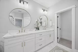 719 Thornton Rd, Houston, TX 77018 - Photo 34