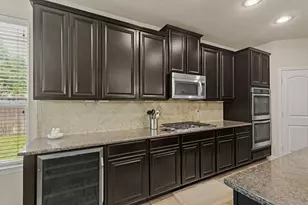 66 Hearthshire Cir, The Woodlands, TX 77354 - Photo 18