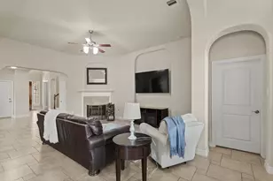 66 Hearthshire Cir, The Woodlands, TX 77354 - Photo 12