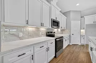 501 Oleander St, Prairie View, TX 77484 - Photo 22