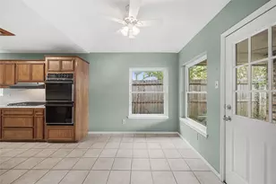 12526 Exbury Ct, Tomball, TX 77377 - Photo 10