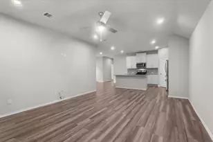 9257 Inland Leather Ln, Conroe, TX 77385 - Photo 16