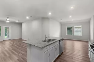 9257 Inland Leather Ln, Conroe, TX 77385 - Photo 12