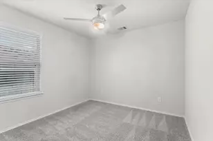 9257 Inland Leather Ln, Conroe, TX 77385 - Photo 28