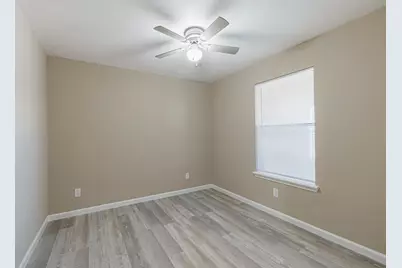 530 6th Street, Sealy, TX 77474 - Photo 10