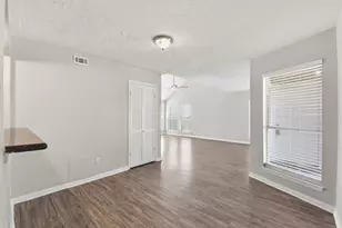 3643 Storm Creek Dr, Houston, TX 77088 - Photo 6
