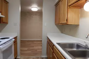 9797 Leawood Blvd, Houston, TX 77099 - Photo 8