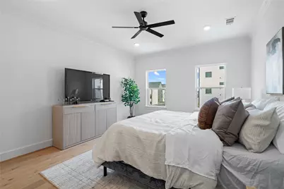 1614 Ojeman Road #I, Houston, TX 77055 - Photo 32