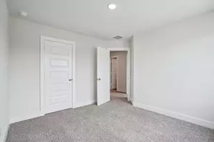 13447 Sun Cay Dr, Houston, TX 77047 - Photo 22