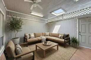 2232 S Piney Point Rd, Houston, TX 77063 - Photo 2
