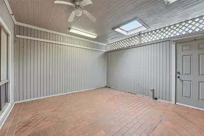 2232 S Piney Point Road #108, Houston, TX 77063 - Photo 20