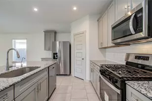 4930 Natchez Trce, Fresno, TX 77545 - Photo 12