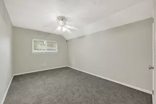 11451 Gracechurch Dr, Houston, TX 77066 - Photo 10