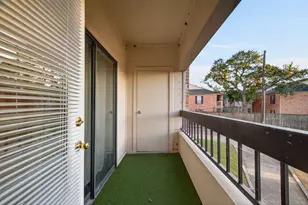 2211 S Braeswood Blvd, Houston, TX 77030 - Photo 32