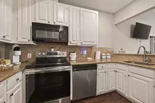 2211 S Braeswood Blvd, Houston, TX 77030 - Photo 16