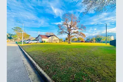 1115 Gardendale Drive, Houston, TX 77018 - Photo 2