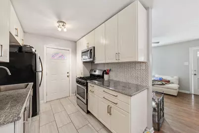 4427 Jefferson Street, Houston, TX 77023 - Photo 8