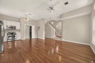 5653 Pine Street, Houston, TX 77081 - Photo 6