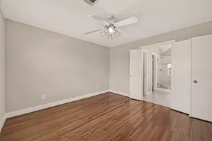 5653 Pine St, Houston, TX 77081 - Photo 20