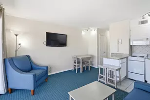 6102 Seawall Blvd, Galveston, TX 77551 - Photo 12