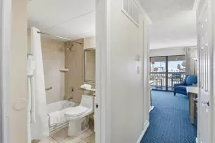 6102 Seawall Blvd, Galveston, TX 77551 - Photo 22