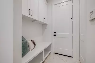 816 W 17th Street, Houston, TX 77008 - Photo 22