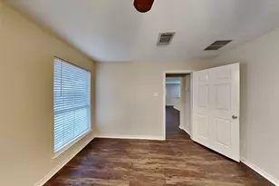 2219 Shady Pine Dr, Conroe, TX 77301 - Photo 8