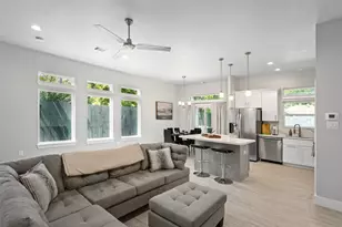 6720 Lozier St, Houston, TX 77021 - Photo 2