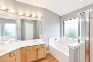 16715 Bending Creek Ln, Friendswood, TX 77546 - Photo 12