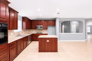 16715 Bending Creek Ln, Friendswood, TX 77546 - Photo 8
