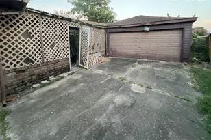 10034 Sageglow Dr, Houston, TX 77089 - Photo 4
