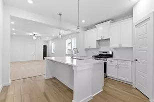 13738 Olympic River Ln, Iowa Colony, TX 77583 - Photo 10