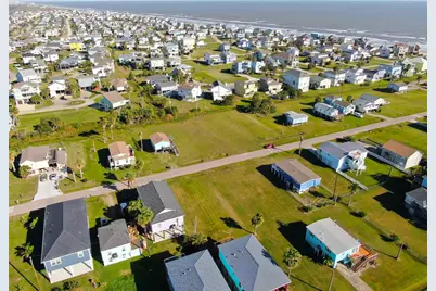 4024A Surf Drive, Galveston, TX 77554 - Photo 4